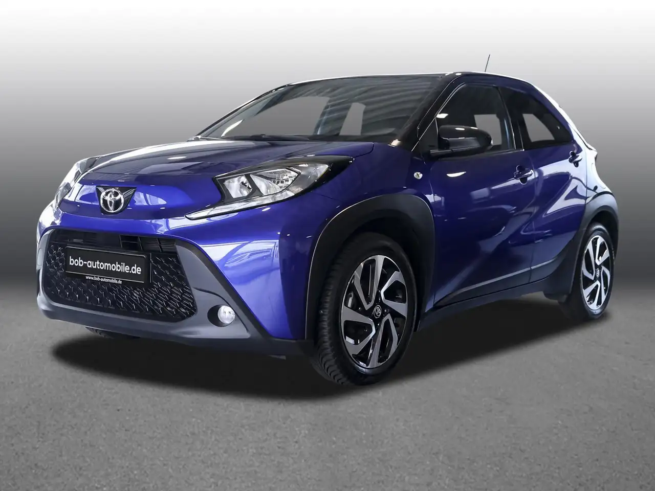 Toyota Aygo X 1.0 VVT-i PULSE SHZ/ALLWETTER/TEMPOMAT — photo 1 of 15