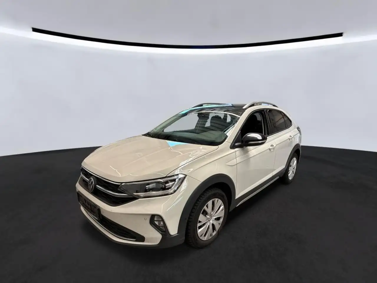 Volkswagen Taigo Style DSG/ROOF/SIDE/KAM/SHZ/IQ/ACC/17ZOLL — photo 1 of 13