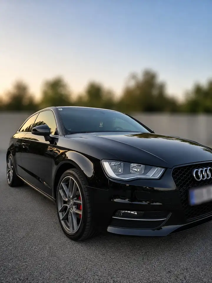 Audi A3 SB Ambition 2,0 TDI DPF — photo 1 of 6