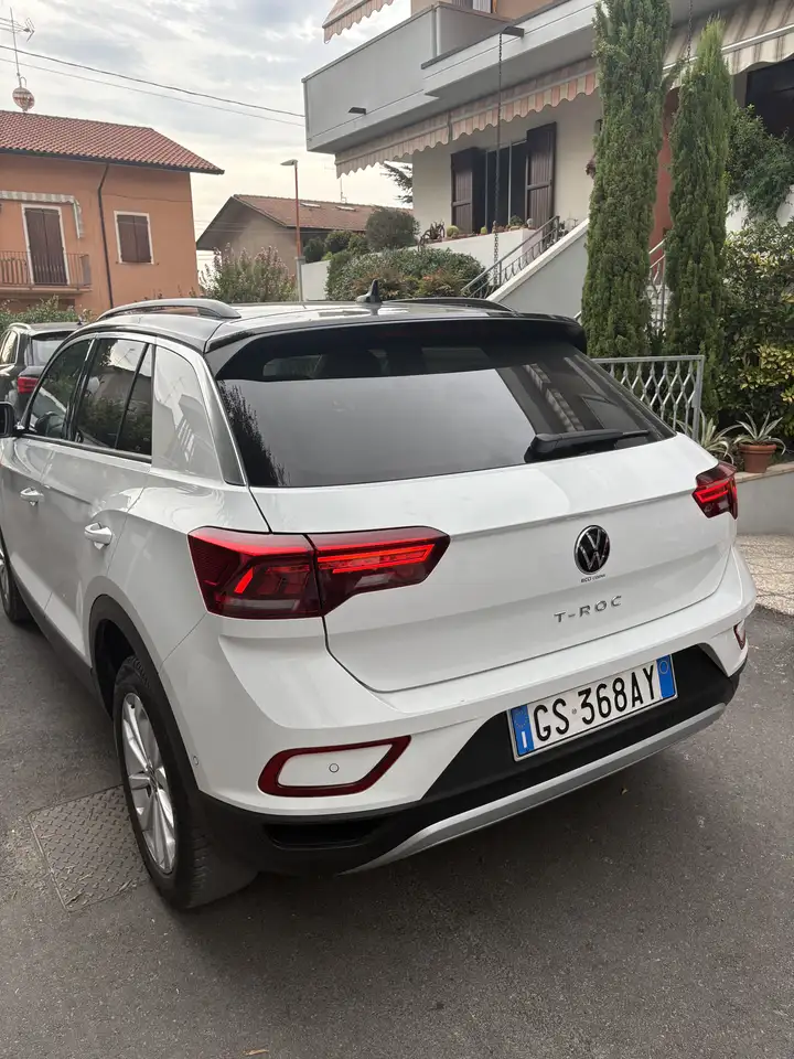 Volkswagen T-Roc 1.0 tsi Edition Plus 110cv — photo 1 of 8
