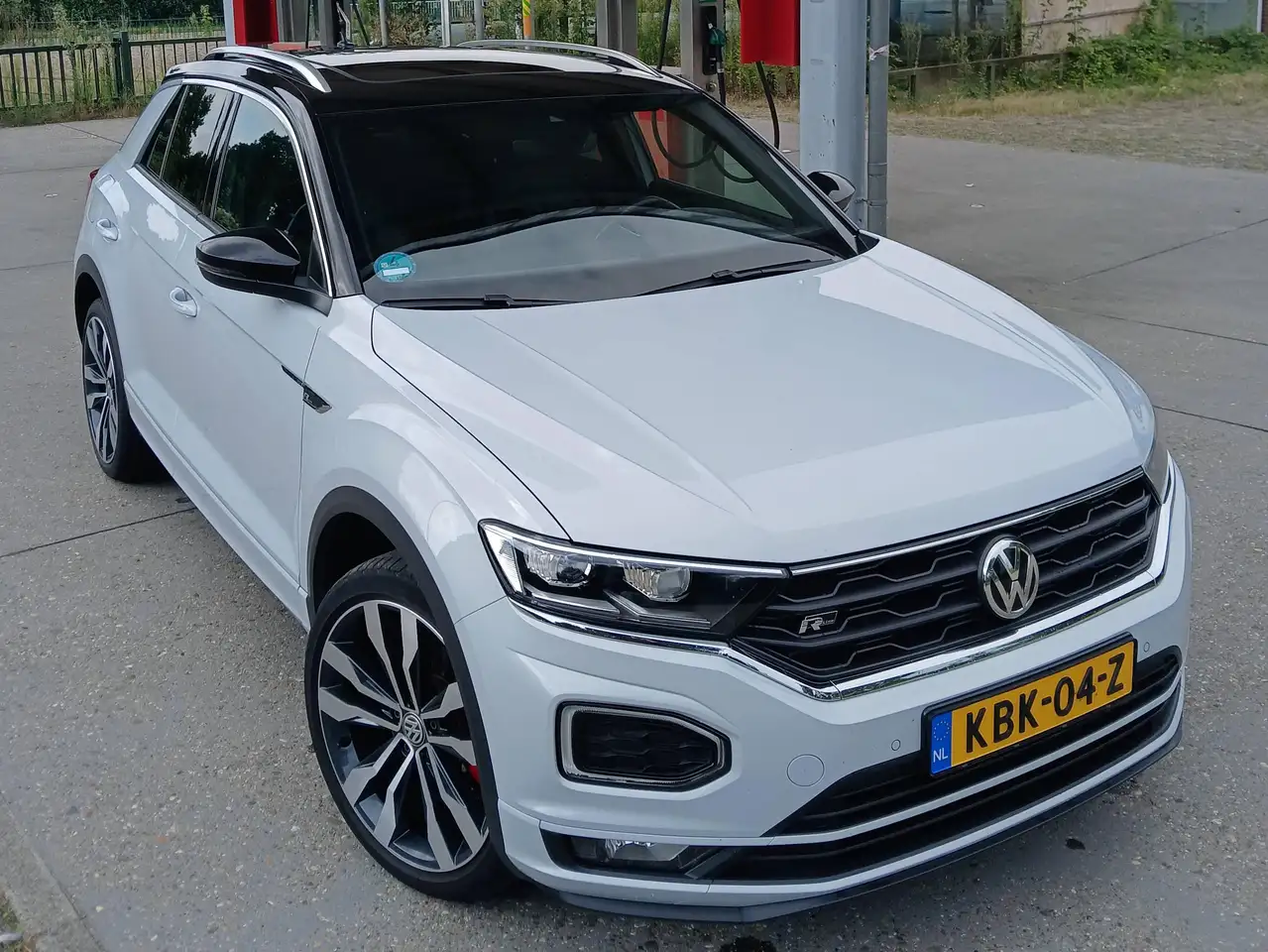 Volkswagen T-Roc T-Roc 1.5 TSI Sport R Line Full Options — photo 1 of 13