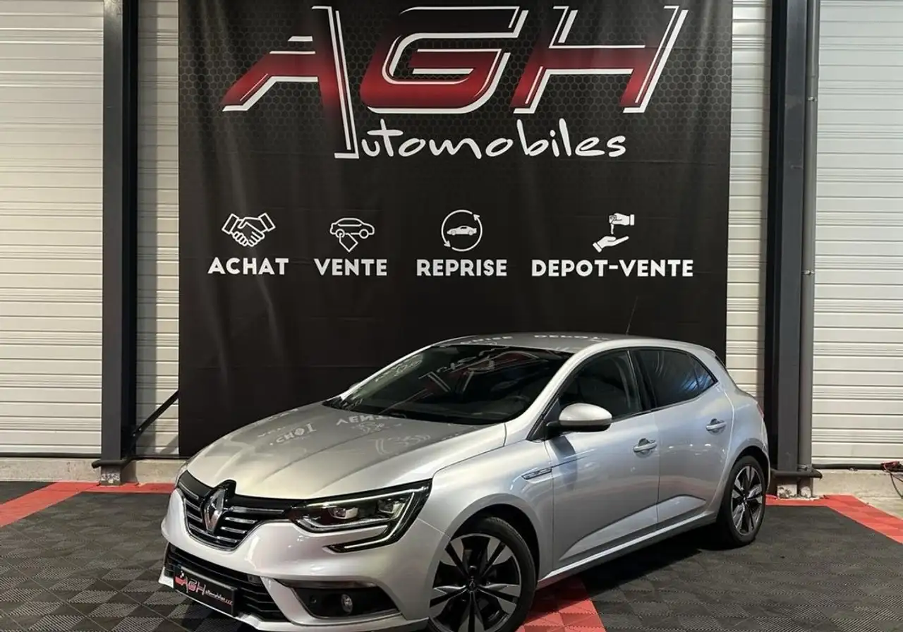 Renault Megane 1.3 TCe 160ch FAP Intens EDC — photo 1 of 15