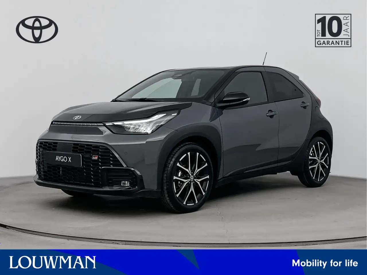 Toyota Aygo X Hybrid 115 GR Sport — photo 1 of 28