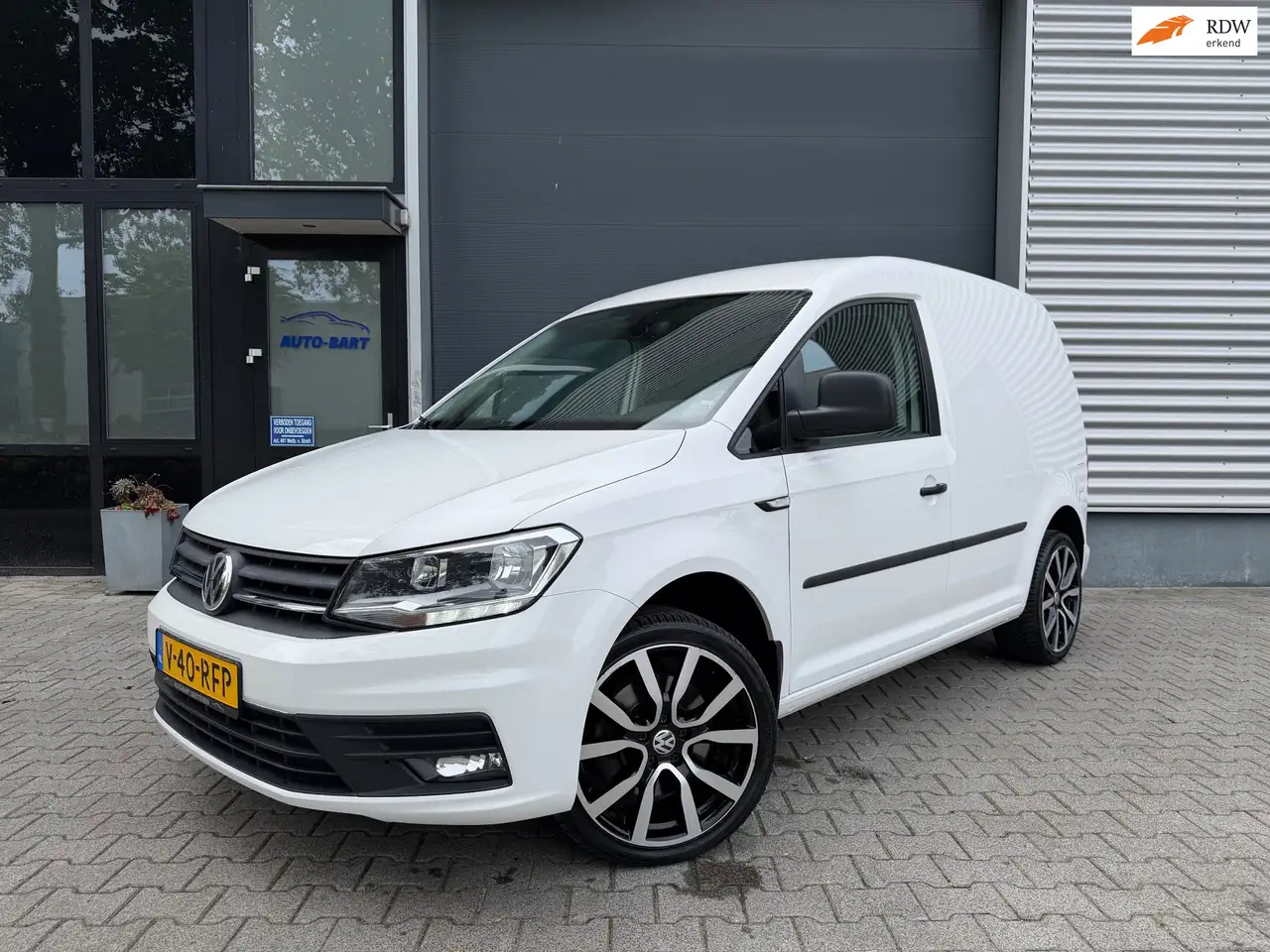 Volkswagen Caddy 1.4 TSI C-Edition|automaat|cruise|standkachel — photo 1 of 22
