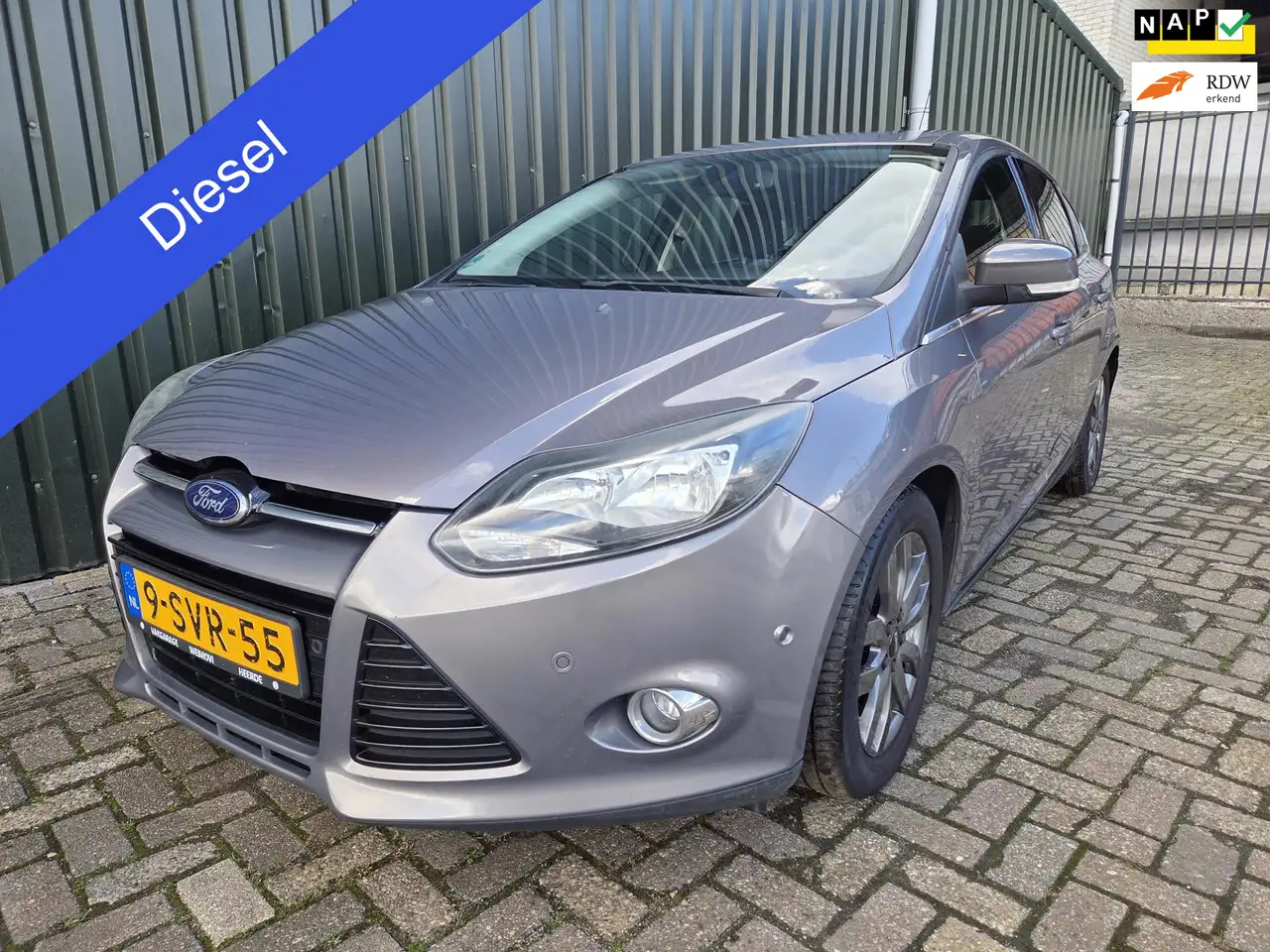 Ford Focus 1.6 TDCI ECOnetic Lease Titanium — photo 1 of 31