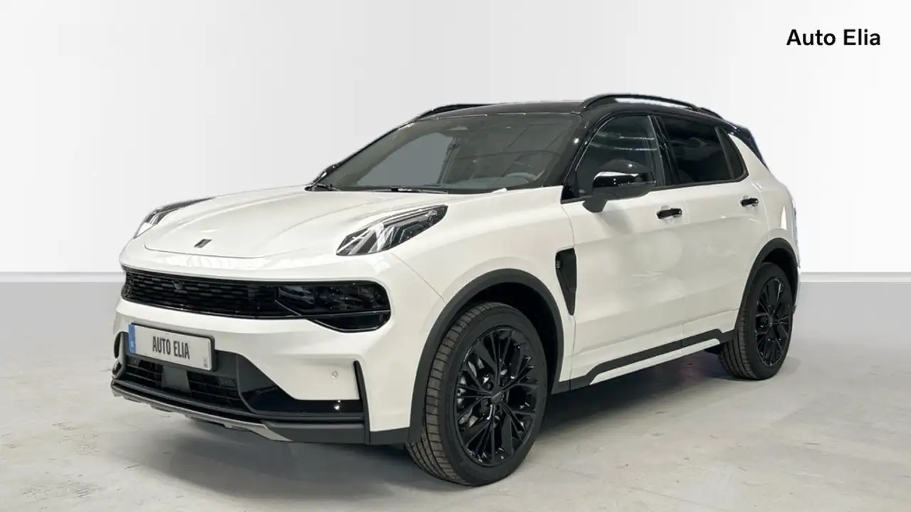 Lynk & Co 01 1.5T PHEV More — photo 1 of 15