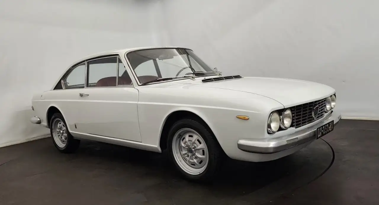 Lancia Flavia 2000 coupe — photo 1 of 40