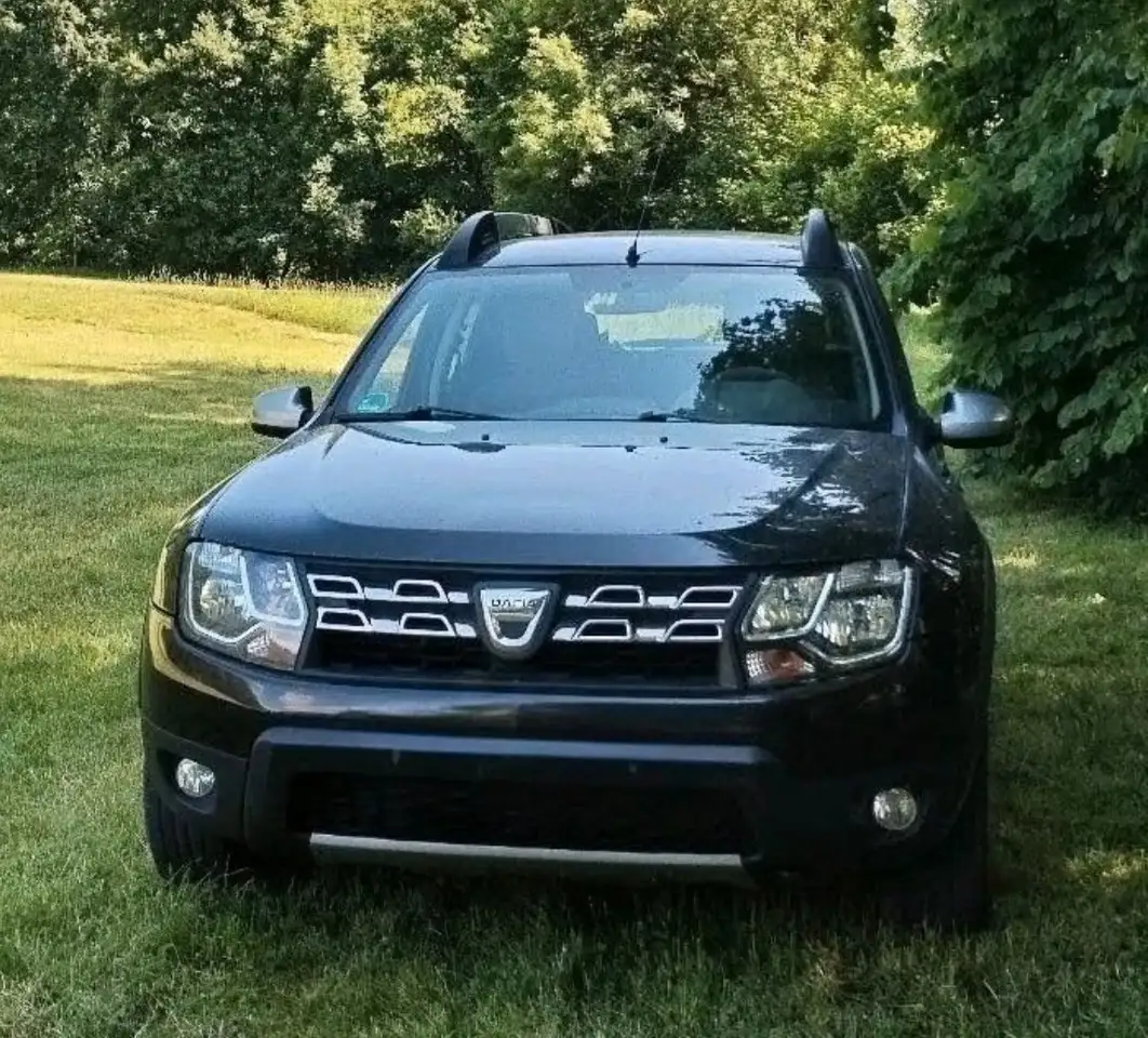 Dacia Duster dCi 110 FAP 4x4 Prestige — photo 1 of 8