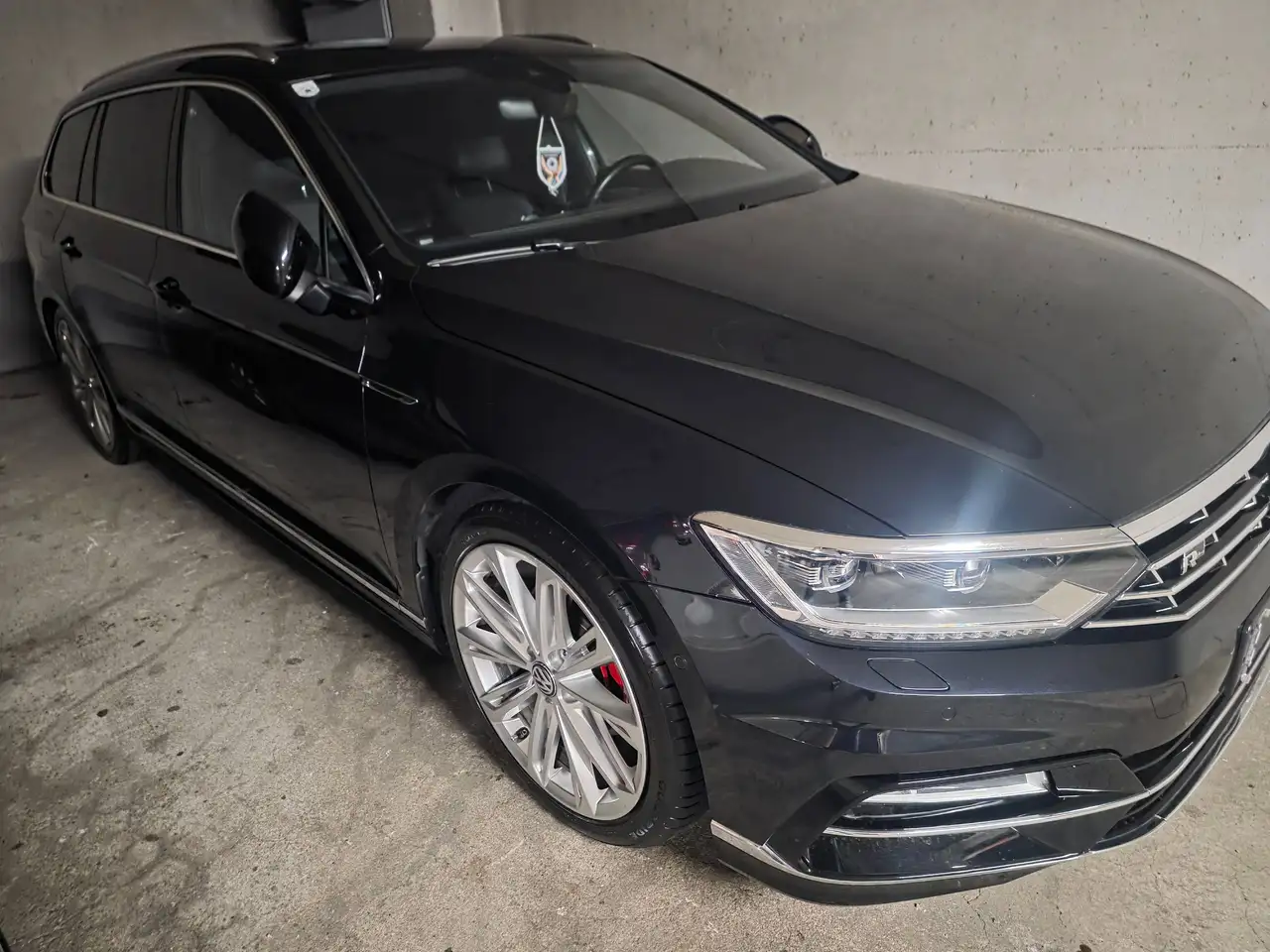 Volkswagen Passat Variant Passat Variant Highline 2,0 TDI SCR DSG Highline — photo 1 of 40