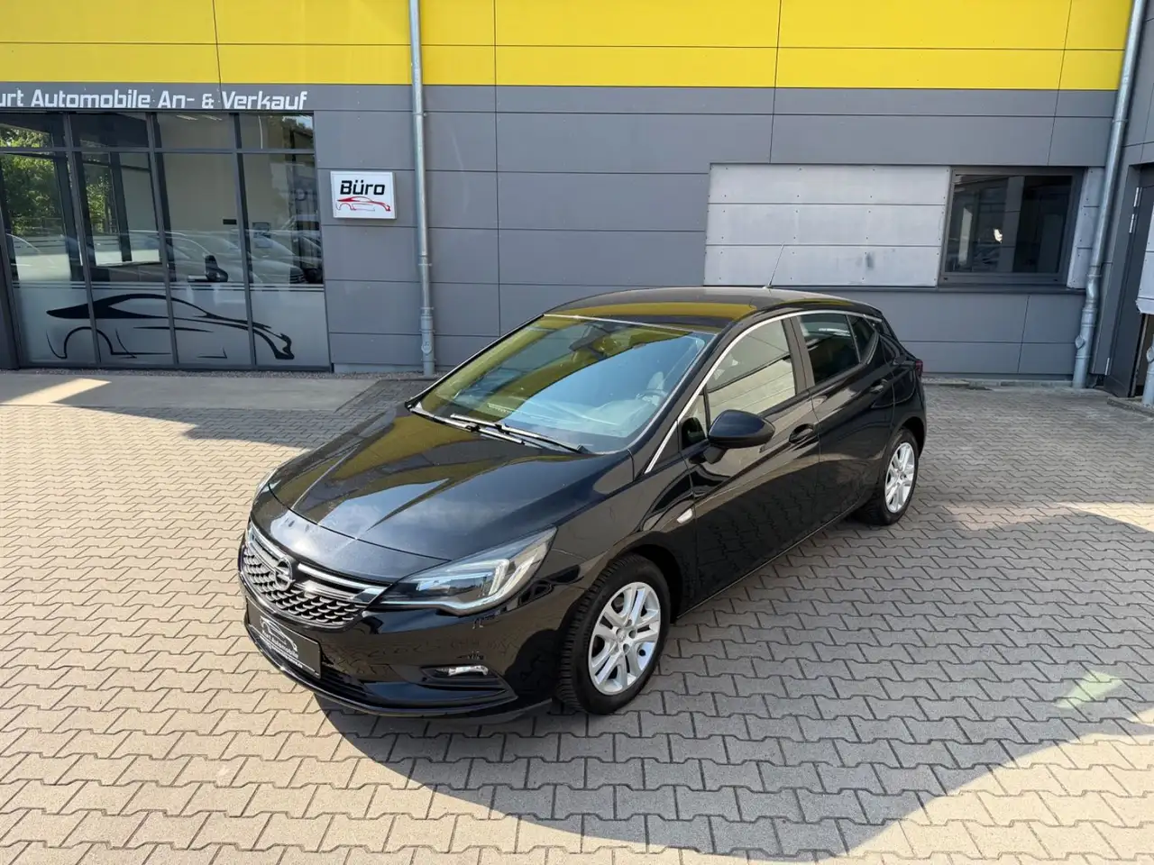 Opel Astra K Lim. Edition/AUTOMATIK/SHZ/KLIMAA*/TEMPO — photo 1 of 27