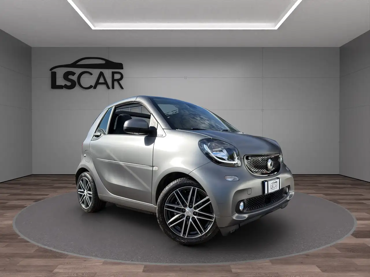 smart forTwo ELECTRIC - SOLO 2.000 km! - Unipro - Promo Finanziamento - Cabrio - Pari Nuovo — photo 1 of 15