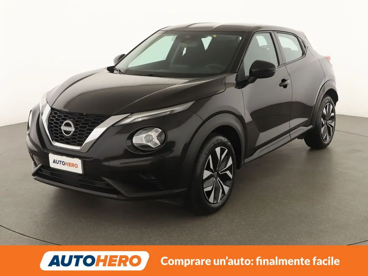 Nissan Juke 1.0 DIG-T Acenta 114 CV — photo 1 of 27