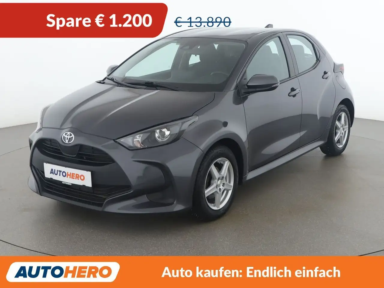 Toyota Yaris 1.0 Active — photo 1 of 26
