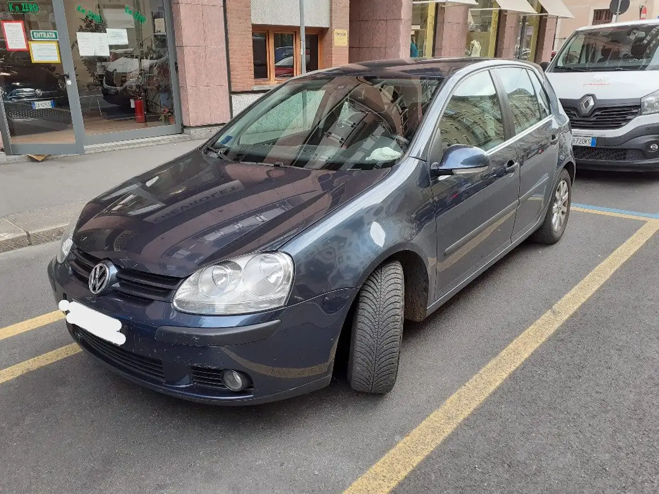 Volkswagen Golf 1.4 — photo 1 of 10