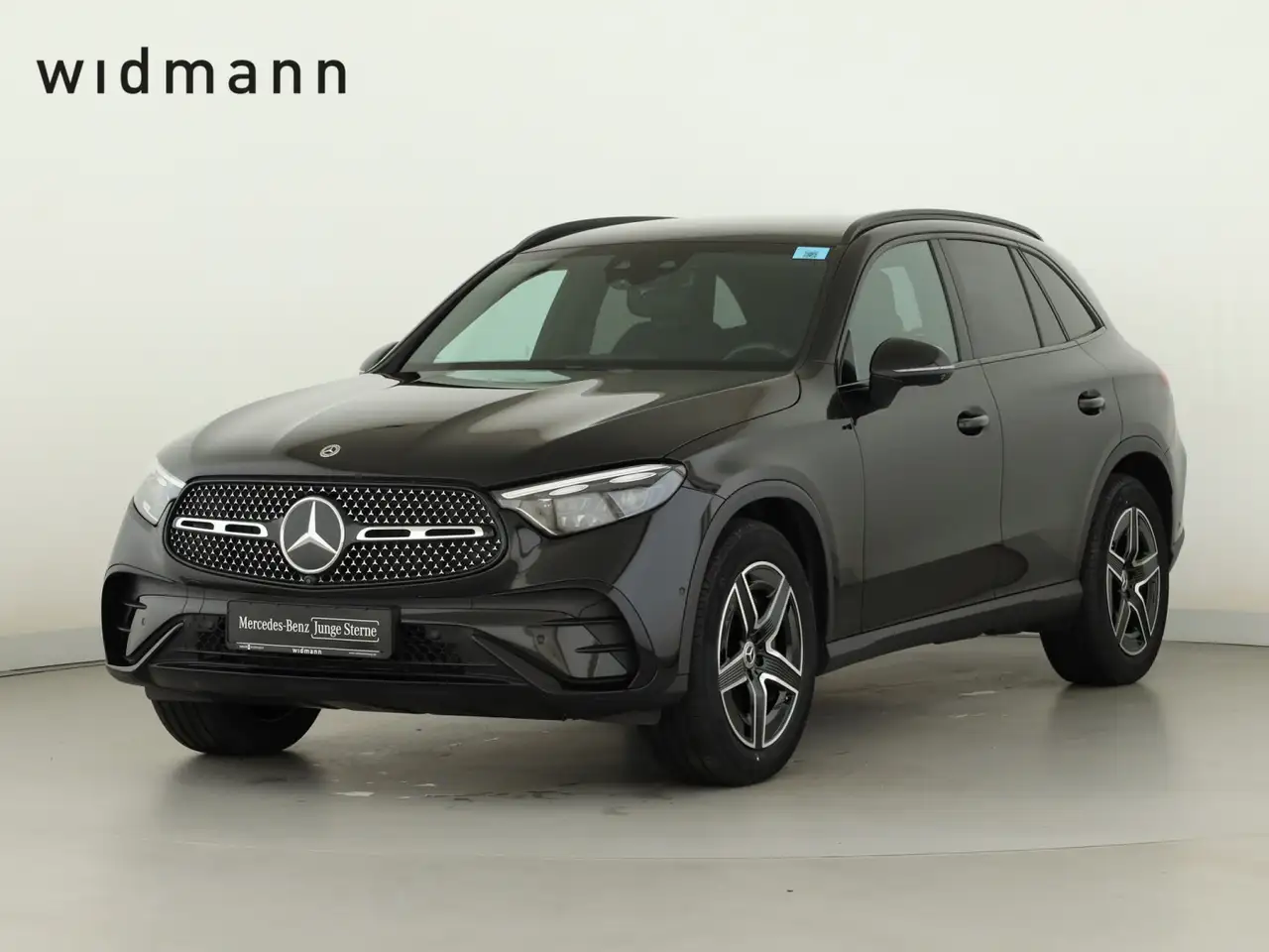 Mercedes-Benz GLC 220 d 4M *Edition AMG*AHK*Digi-Light*Memory* — photo 1 of 29