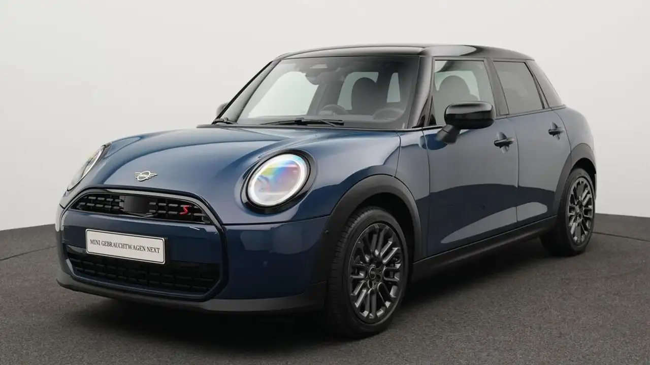 MINI Cooper S Classic Trim — photo 1 of 26
