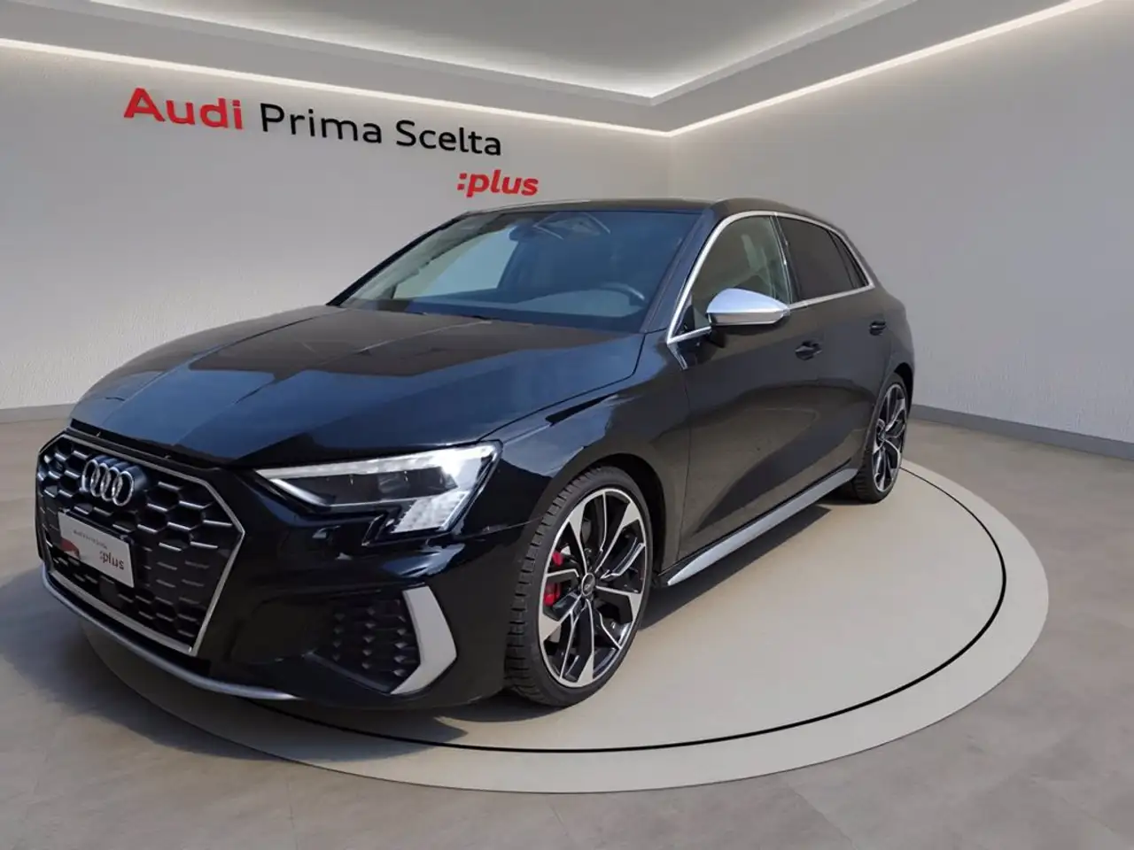 Audi A3 S3 sportback 2.0 tfsi quattro s-tronic — photo 1 of 16