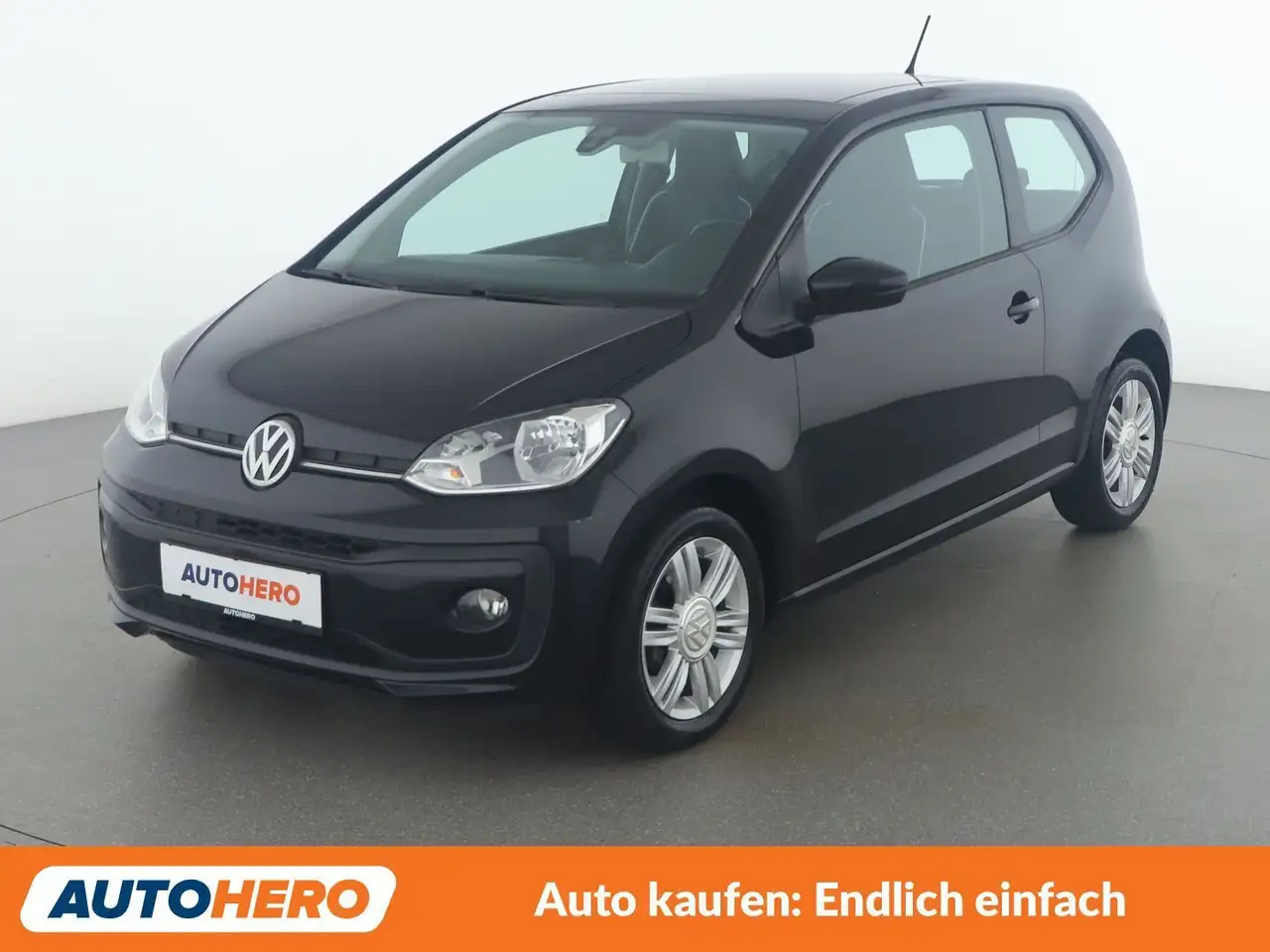 Volkswagen up! 1.0 Highline BlueMotion Tech — photo 1 of 24