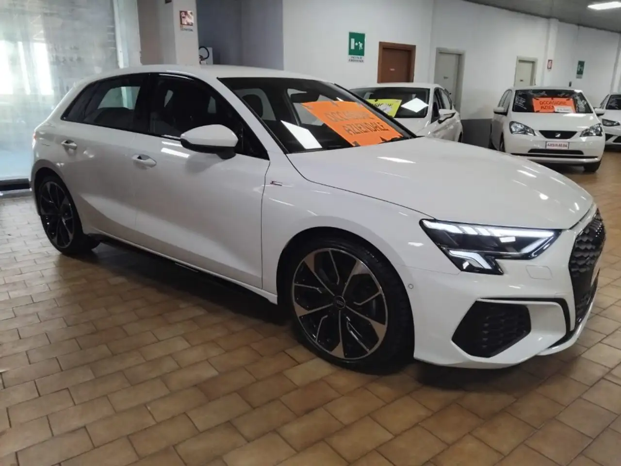 Audi A3 SPORTBACK 40 TDI quattro S tr. S line edition 19" — photo 1 of 15