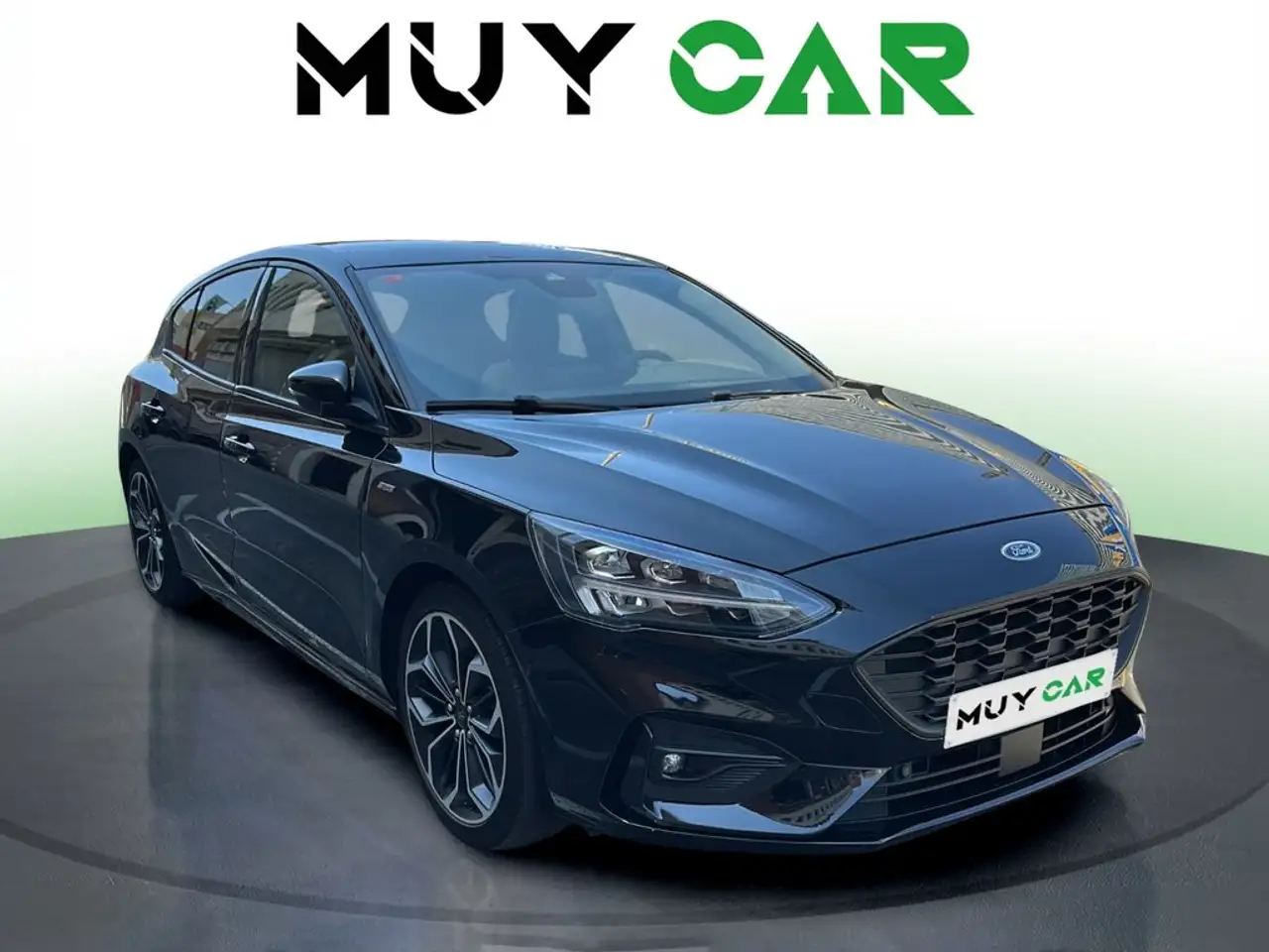 Ford Focus 1.0 Ecoboost ST Line 125 — photo 1 of 15