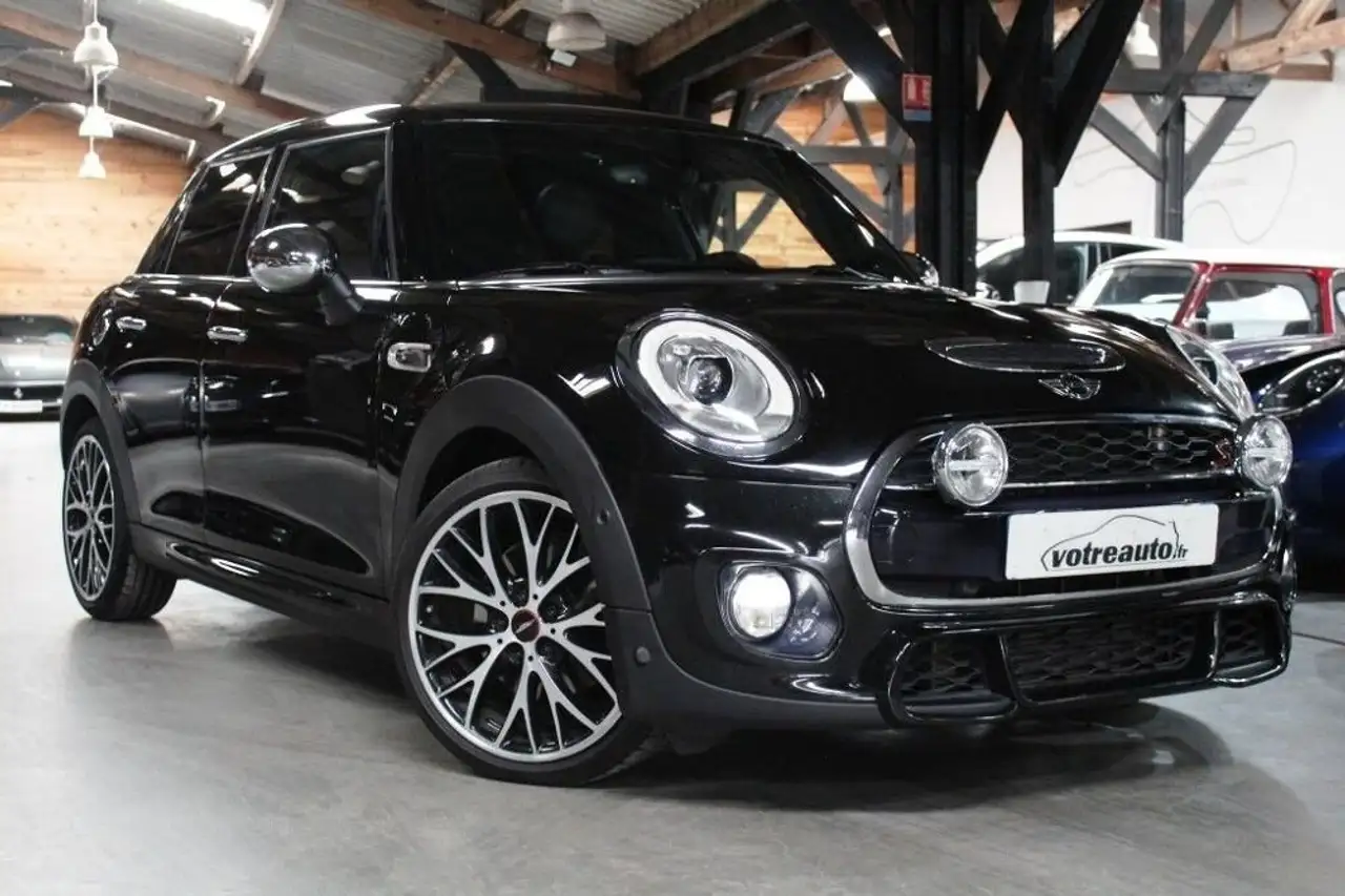 MINI Cooper COUPE — photo 1 of 20