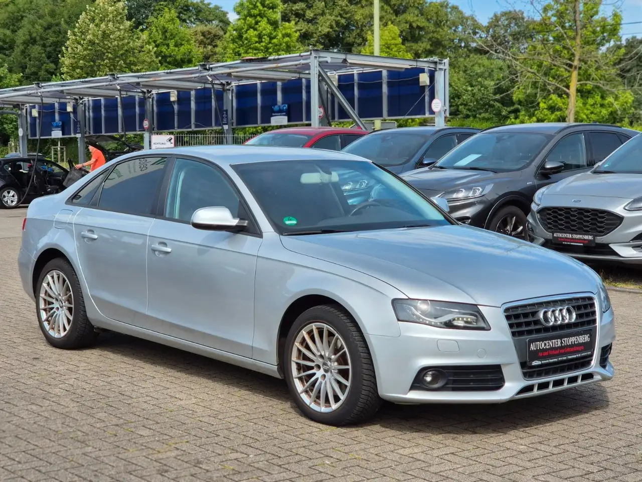 Audi A4 Lim. Ambition/Xenon/Garantie/3.Hand/PDC — photo 1 of 34
