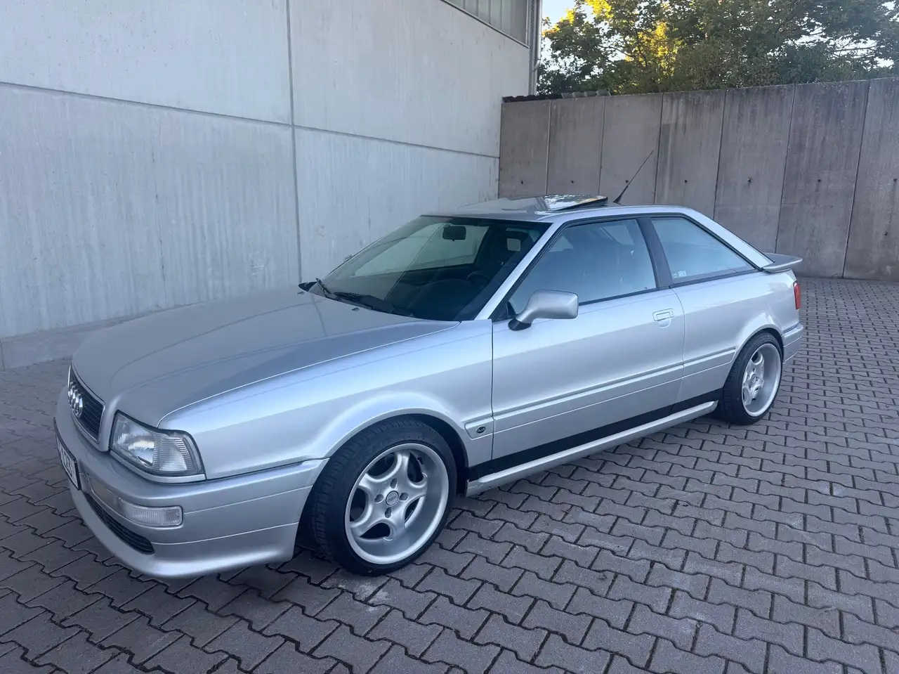 Audi Coupe Coupe 2.6 E — photo 1 of 13