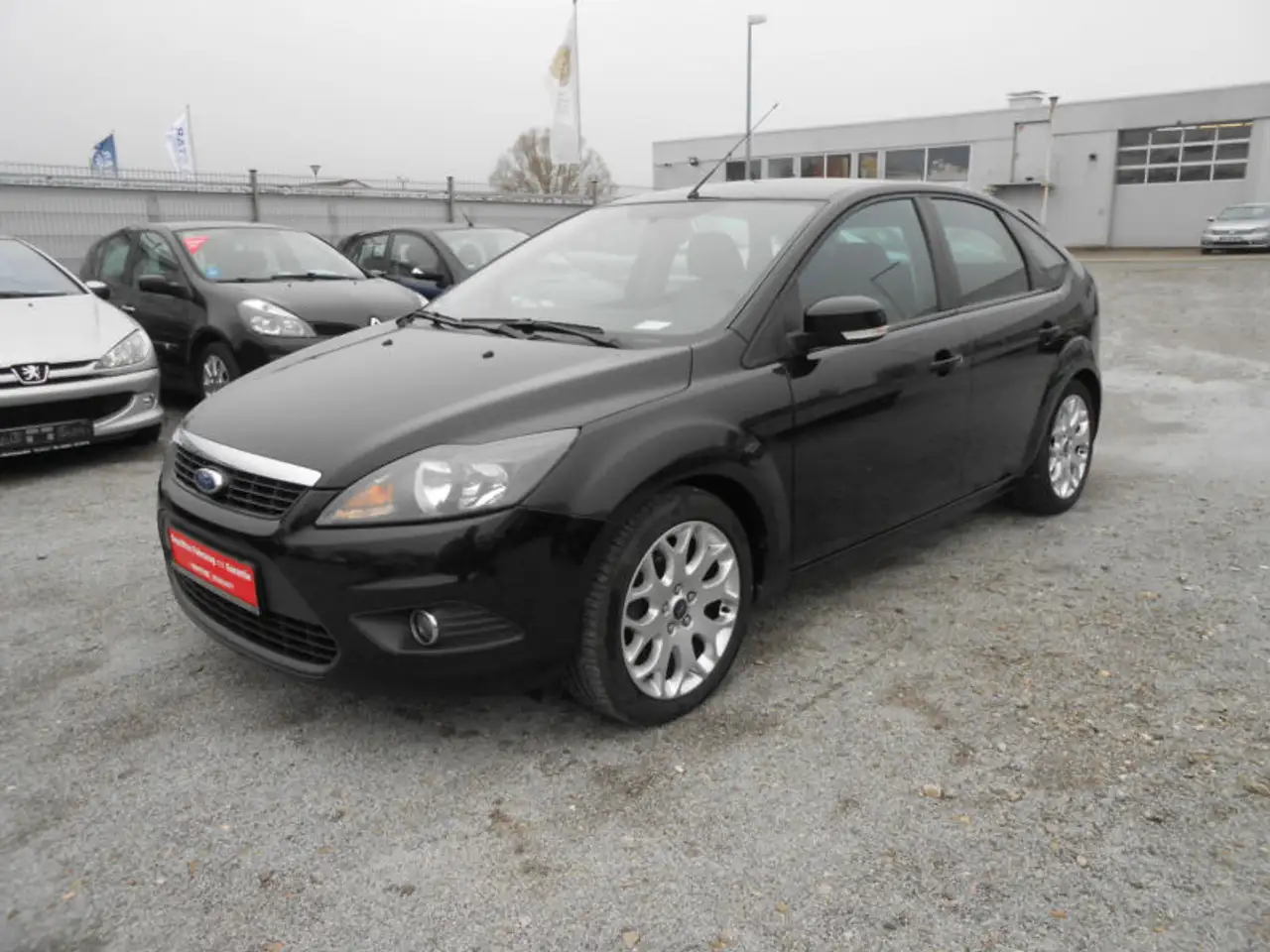 Ford Focus Focus 1.8 Titanium - Motorschaden - HU 03/28 — photo 1 of 9