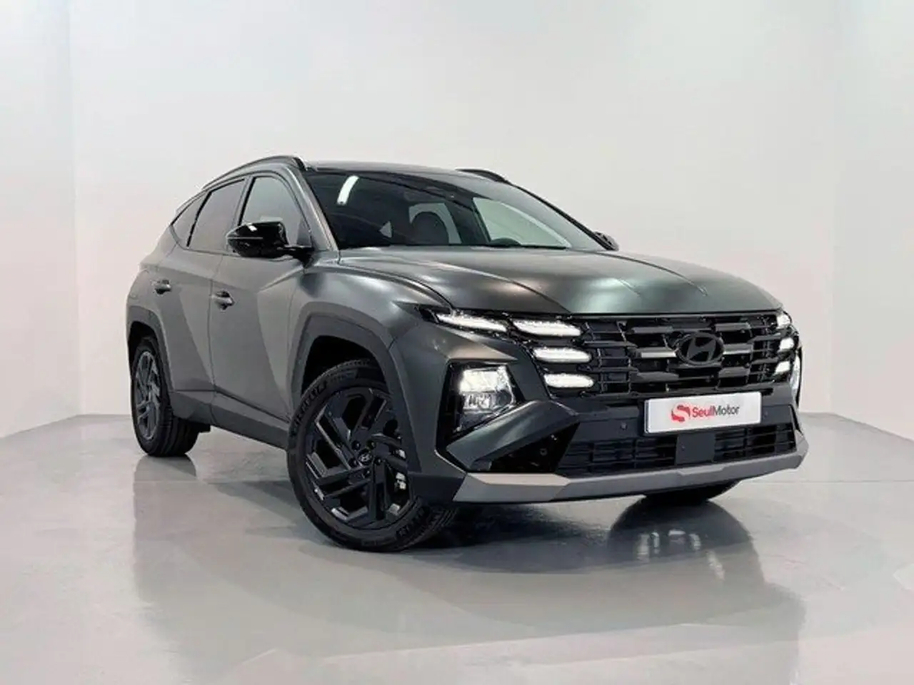 Hyundai TUCSON 1.6 T PHEV 4x2 20 Aniversario Sky AT — photo 1 of 31