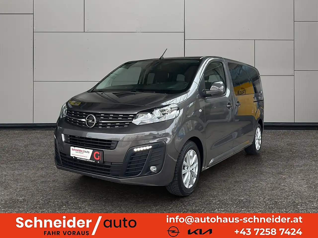 Opel Zafira Life 2,0 CDTI S&S Business Edition M — photo 1 of 19