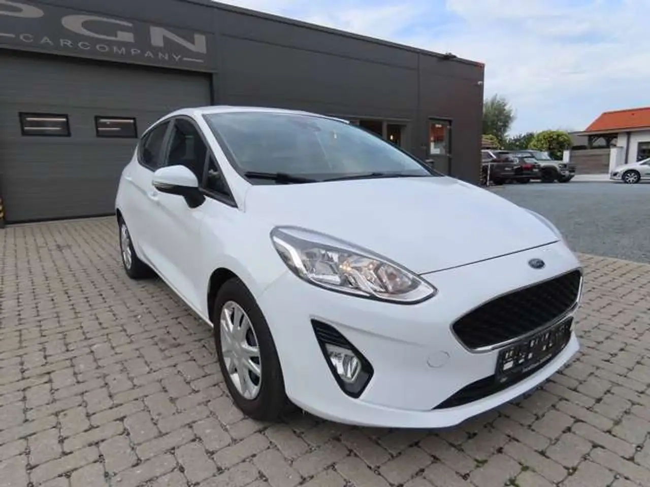 Ford Fiesta Fiesta 1.1i Trend — photo 1 of 15