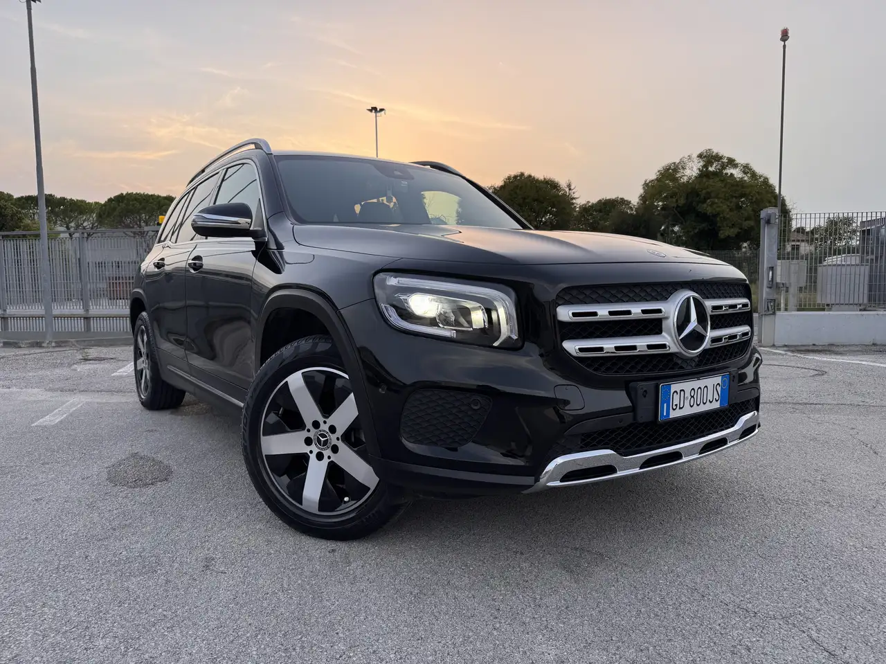 Mercedes-Benz GLB 180 d Sport Plus auto AUTOCARRO — photo 1 of 15