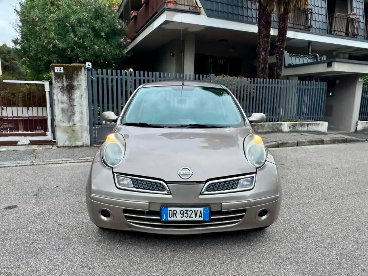 Nissan Micra 5p 1.2 Active — photo 1 of 7