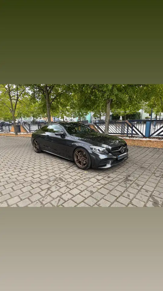 Mercedes-Benz C 300 C 300 (205.383) — photo 1 of 12