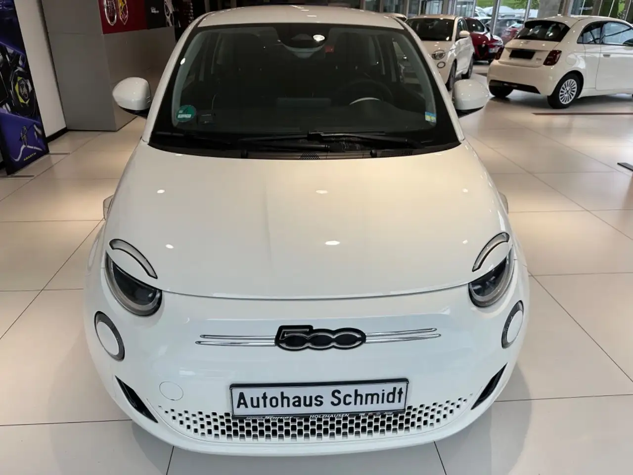 Fiat 500e 42 kWh — photo 1 of 15