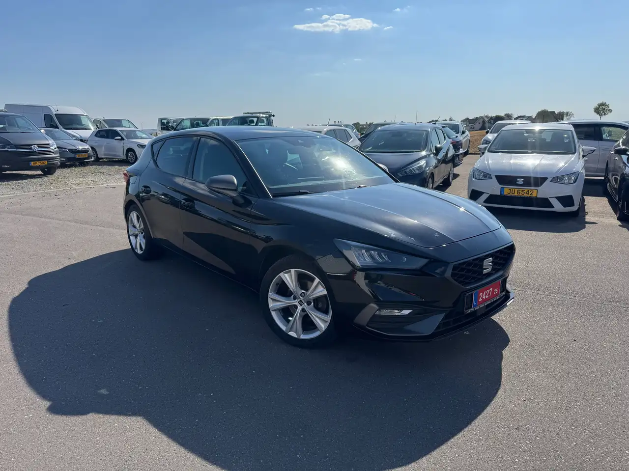 SEAT Leon Leon FR 1.5 — photo 1 of 10