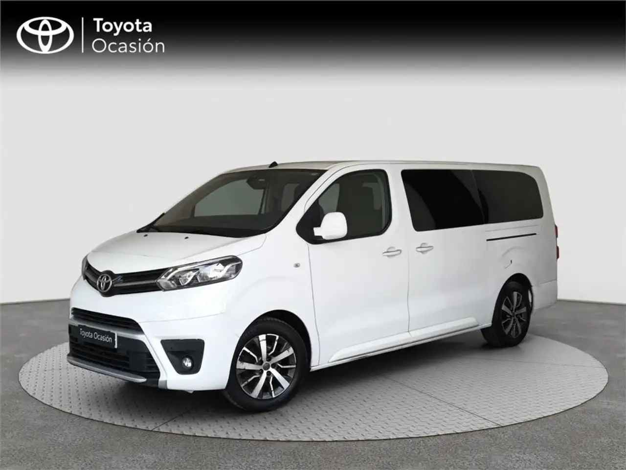 Toyota Proace Family L2 2.0D 8pl. Advance 150 — photo 1 of 15