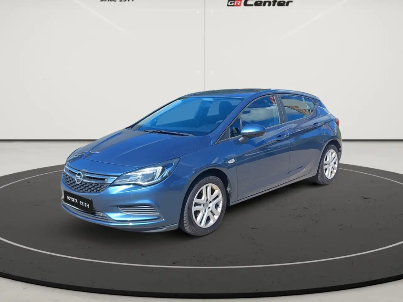 Opel Astra K Edition Apple CarPlay Android Auto Musikstreamin — photo 1 of 17