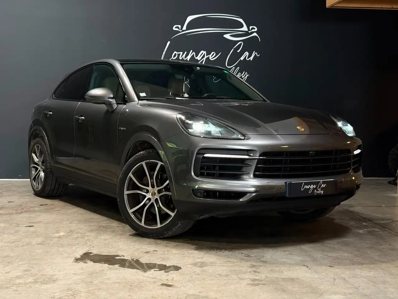 Porsche Cayenne COUPE E-Hybrid 3.0 V6 462 ch Tiptronic BVA - Toit panoramique — photo 1 of 38