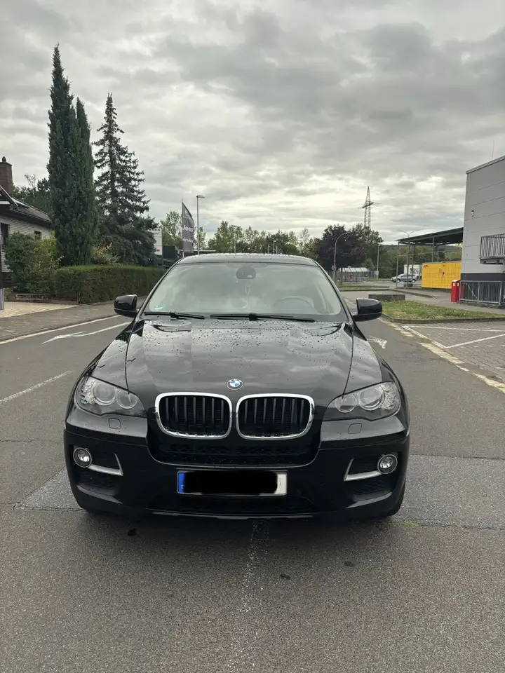 BMW X6 xDrive 30 d — photo 1 of 15