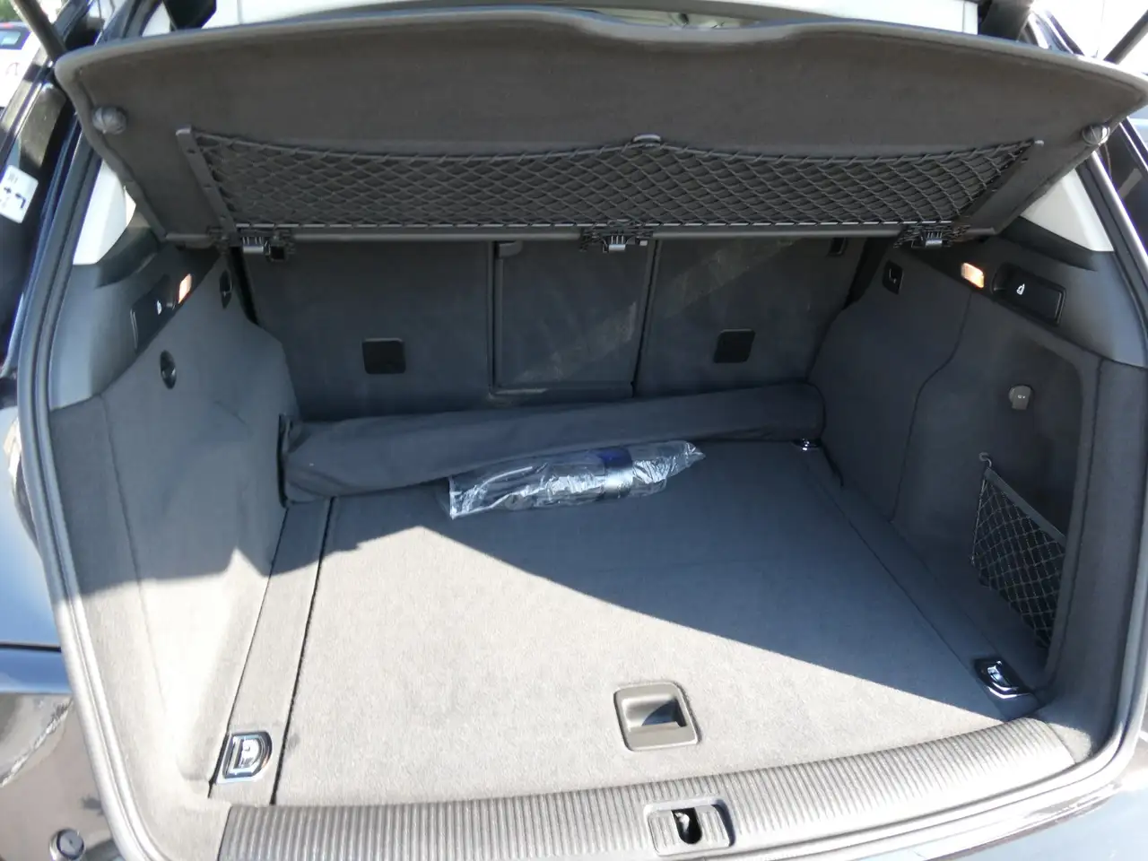 2013 Audi Q5 2,0 TDI quattro DPF S-tronic, photograph 4
