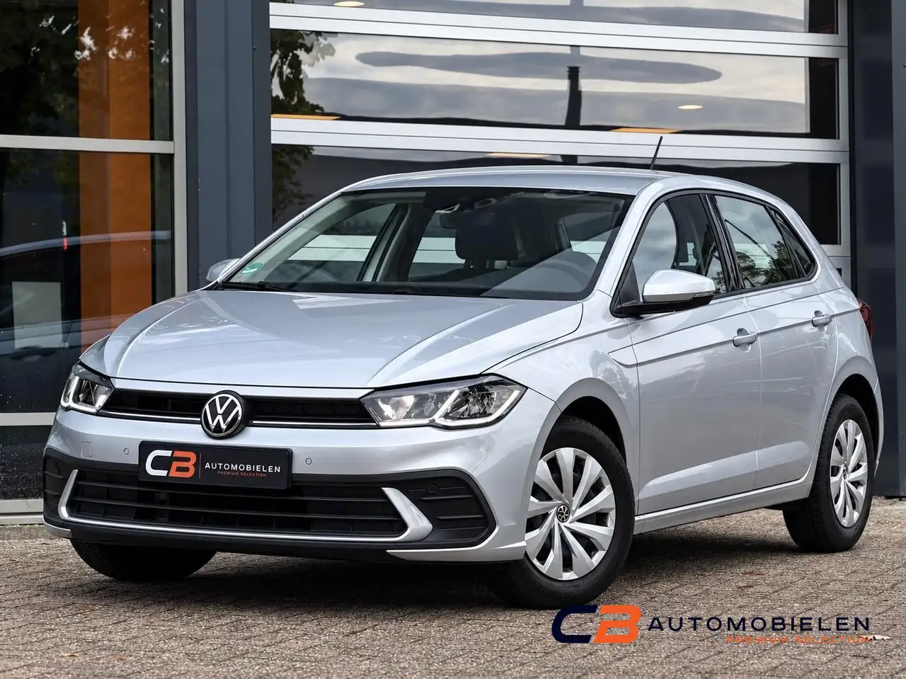 Volkswagen Polo 1.0 TSI Life Business DSG | Automaat | Apple Carpl — photo 1 of 40