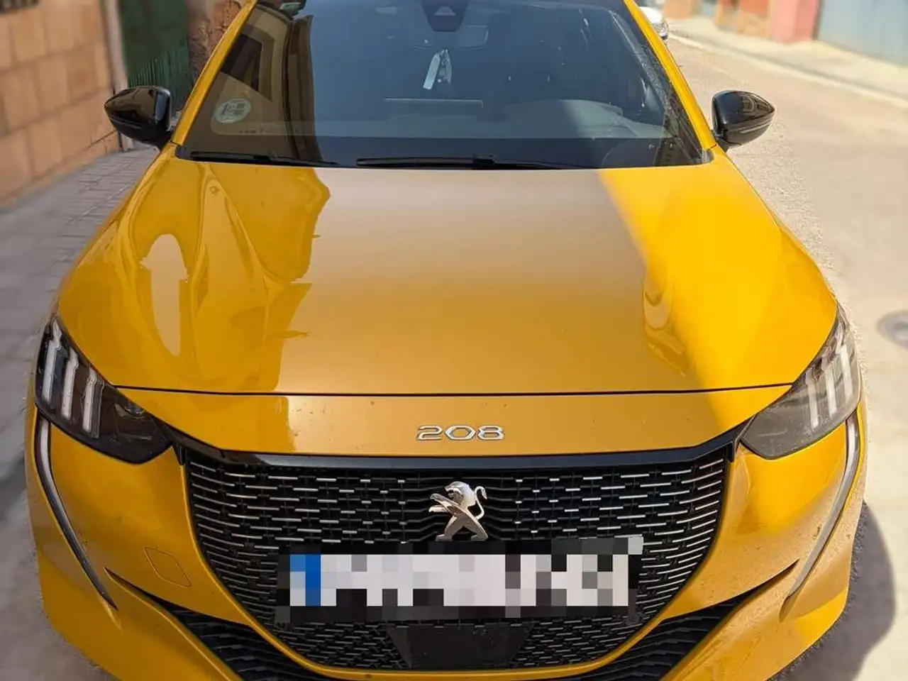 Peugeot 208 PureTech 96kW (130CV) EAT8 GT Line — photo 1 of 6