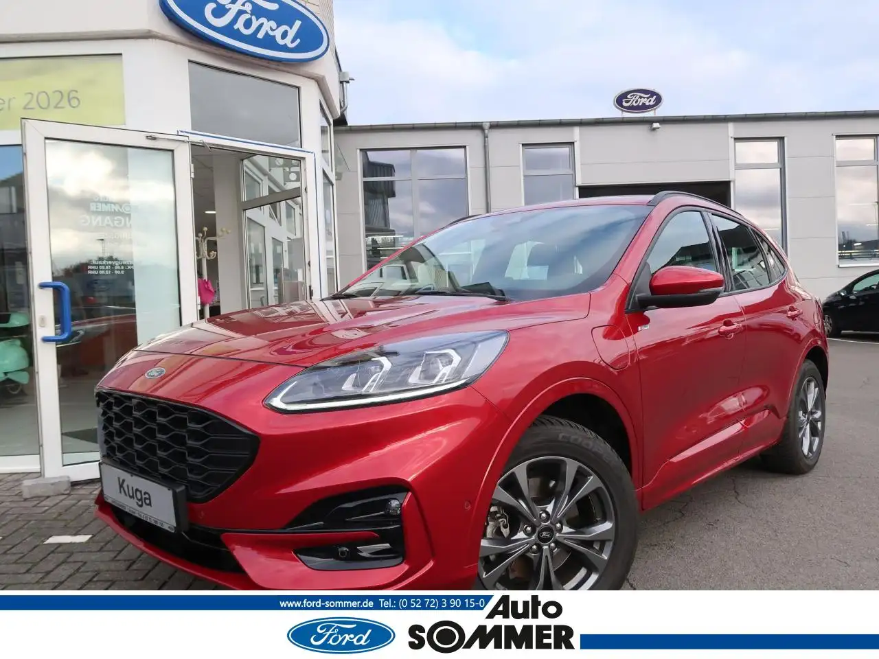 Ford Kuga Plug-In Hybrid ST-Line — photo 1 of 15