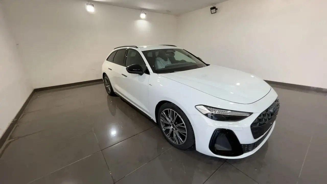Audi A5 A5 Avant 2.0 tdi mhev+ S line edition 20 — photo 1 of 20