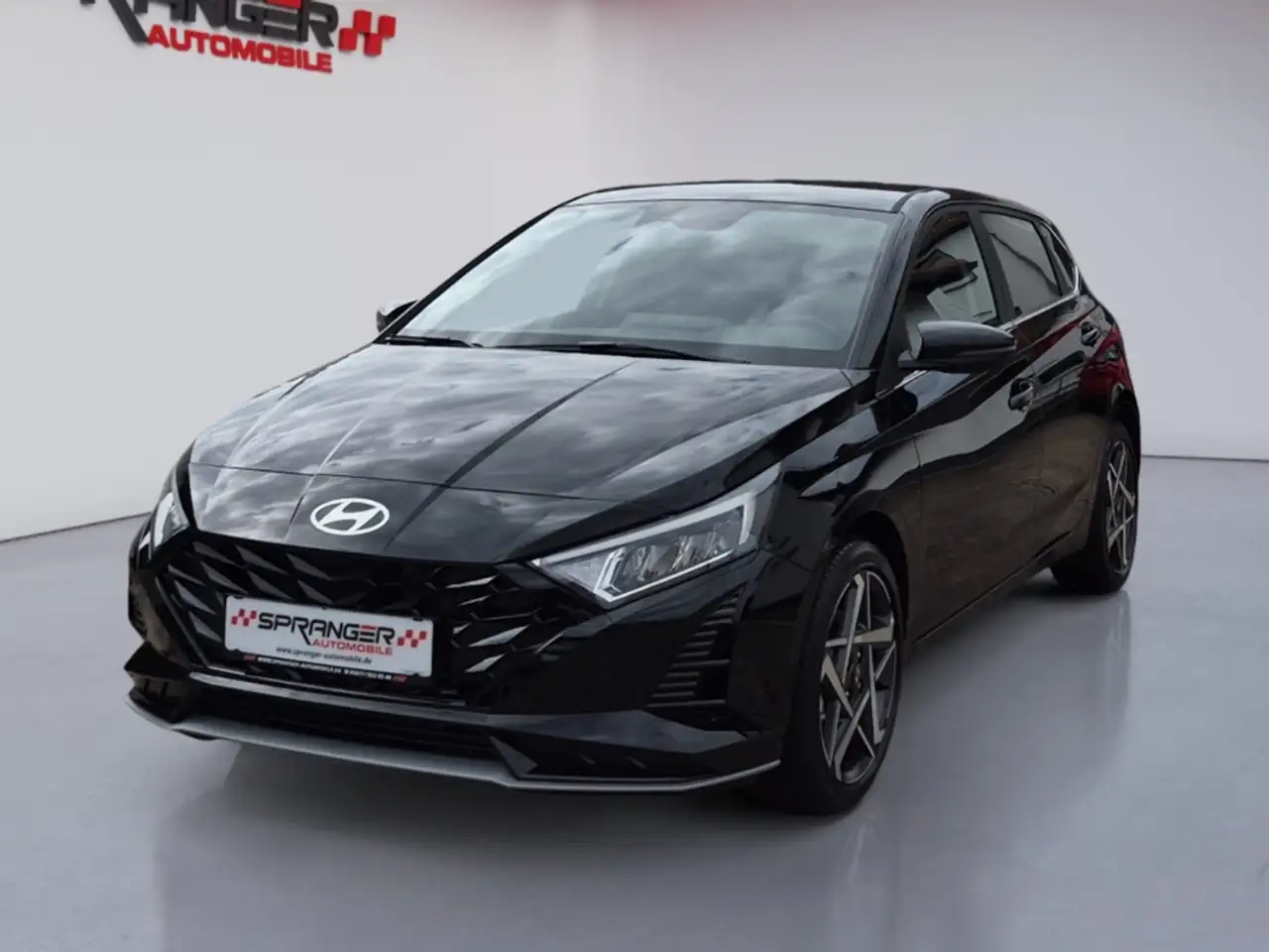 Hyundai i20 1.0 T-GDI R-Cam Sitzh. Dig.Cockpit DAB Navi Lenkra — photo 1 of 25