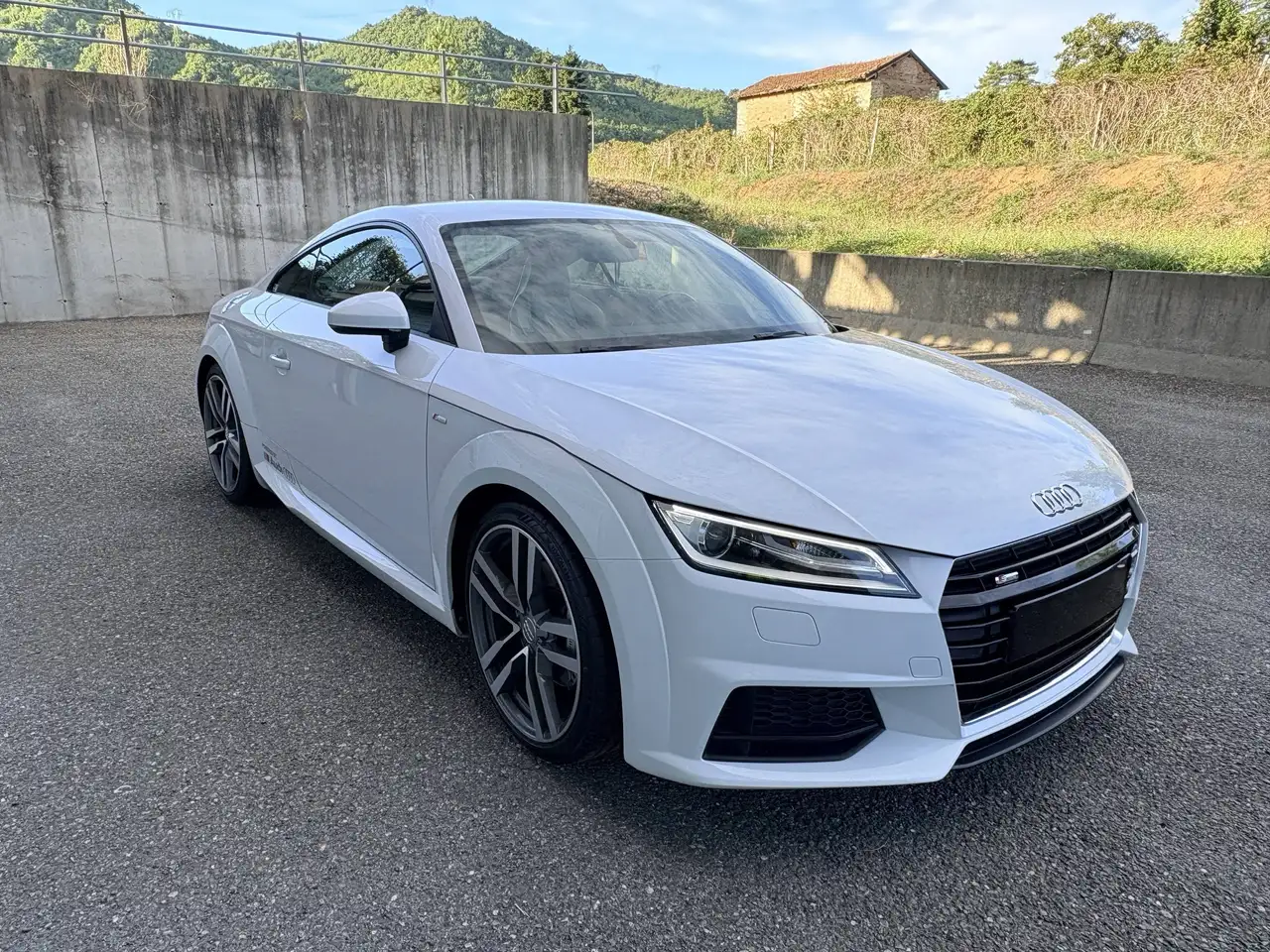 Audi TT TT III 2015 Coupe Coupe 2.0 tdi ultra S line — photo 1 of 15