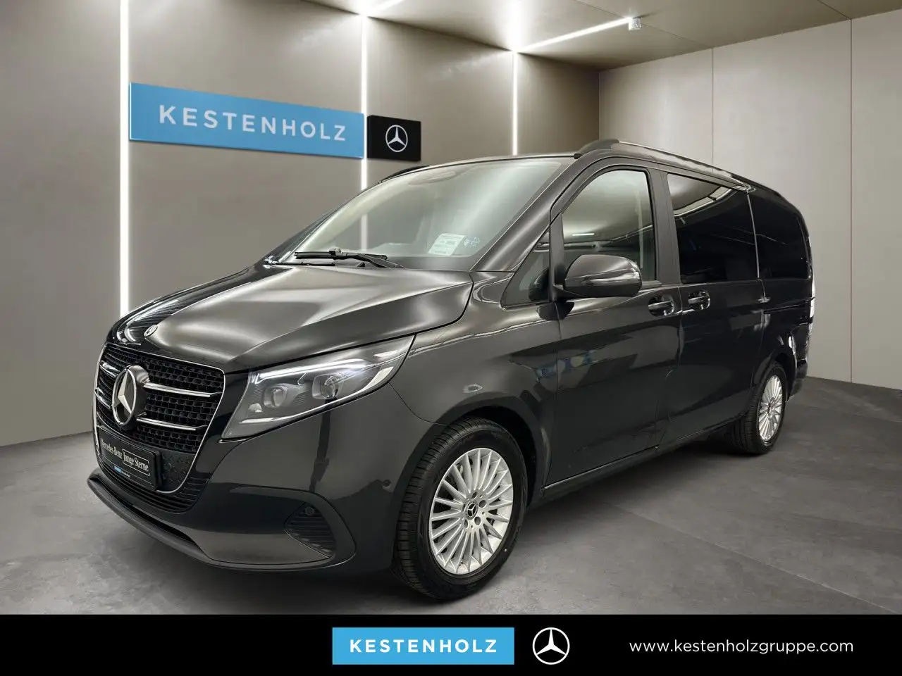 Mercedes-Benz V 220 d lang WideScreen Multibeam AHK Kamera 9G — photo 1 of 23