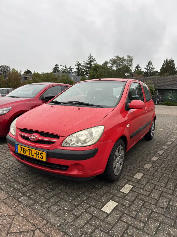 Hyundai Getz 1.1 — photo 1 of 11