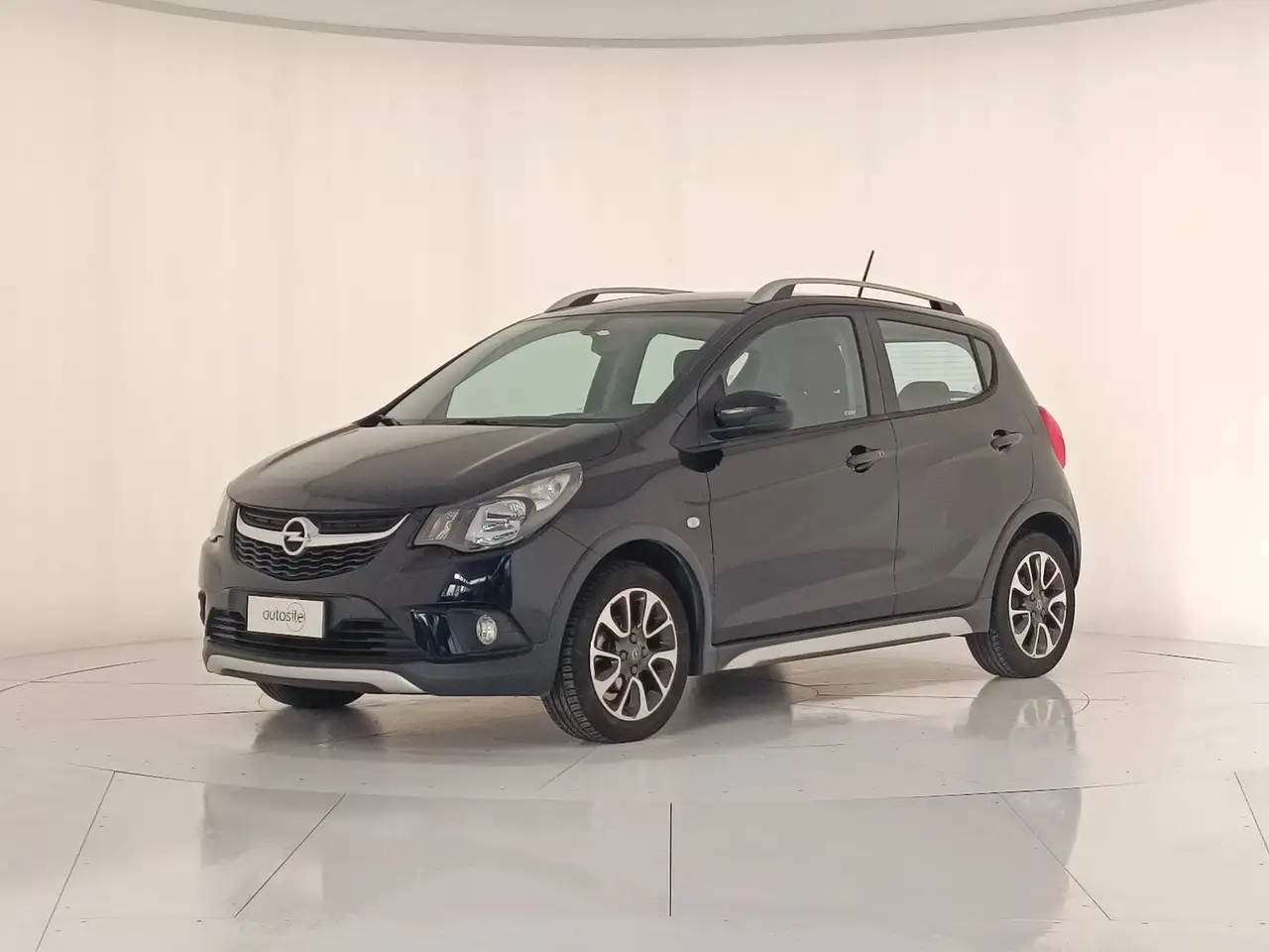 Opel Karl 1.0 Rocks — photo 1 of 15